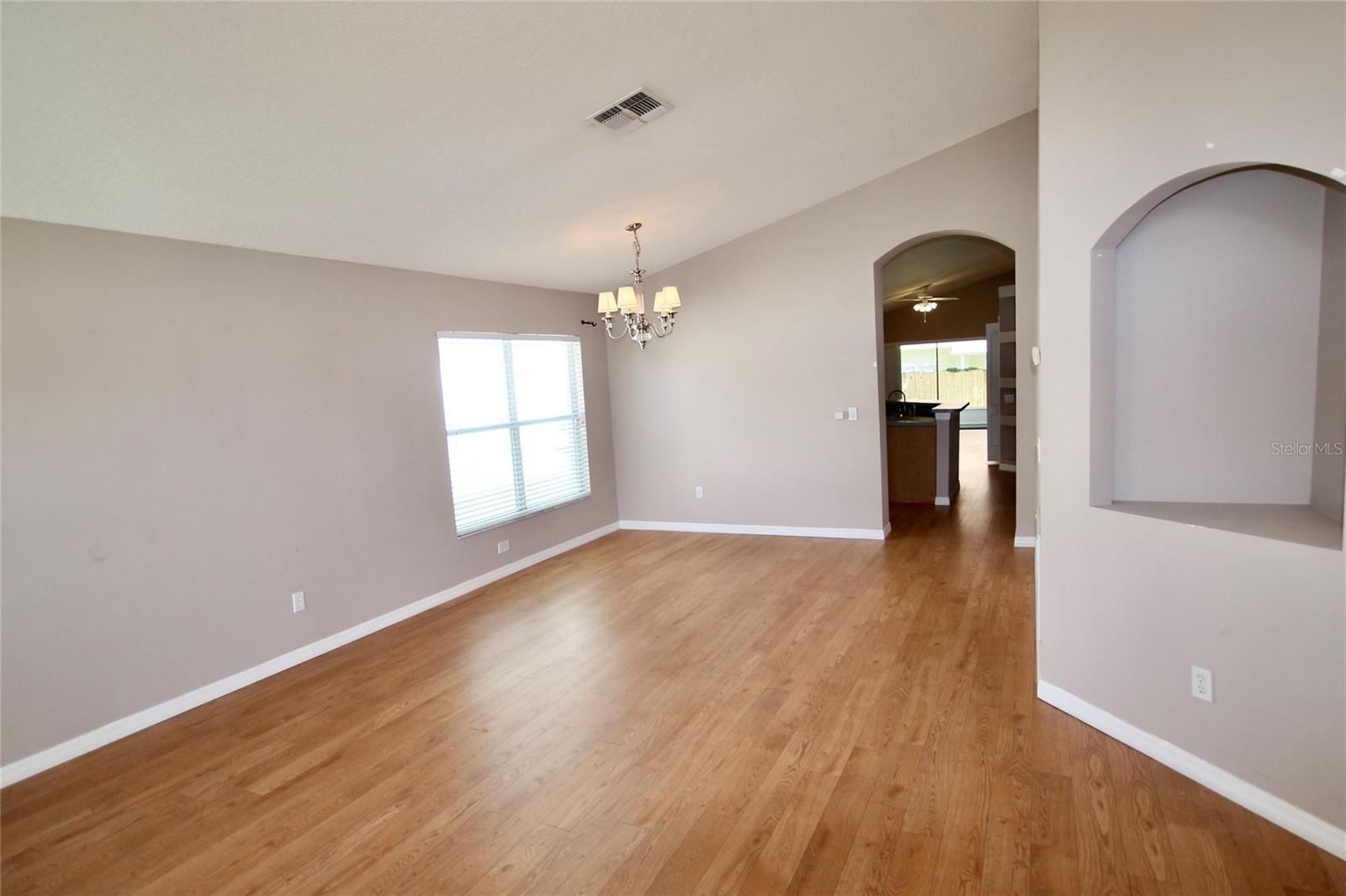 Front Living Room/Dining