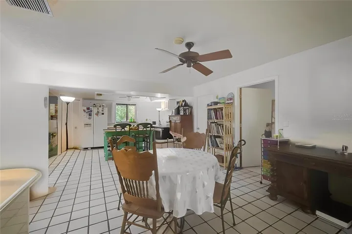 Eat-in Kitchen virtually staged