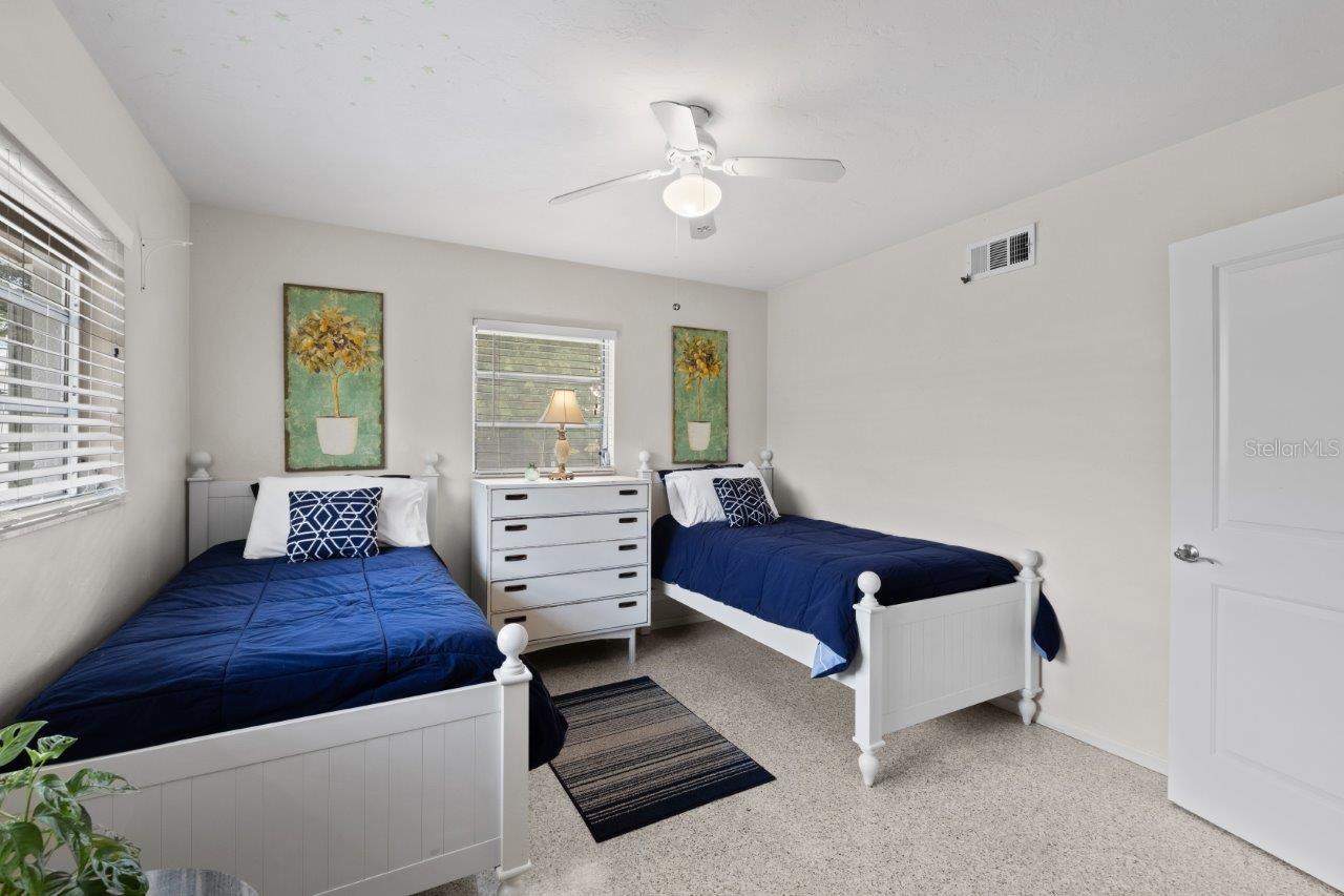 Guest bedroom #2