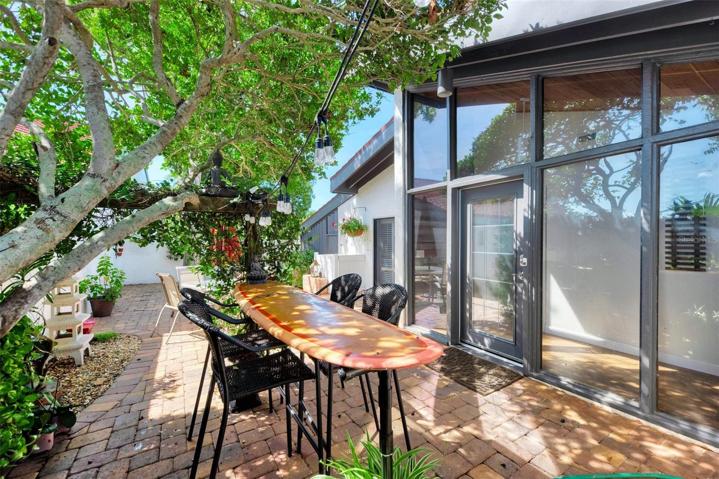 Private Courtyard