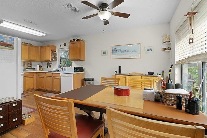 kitchen/dinet