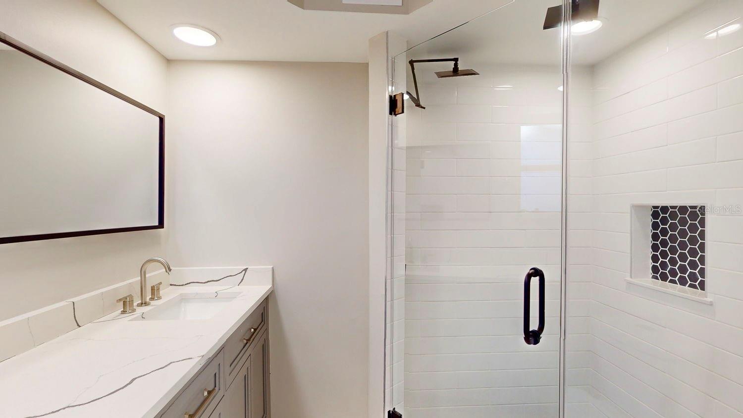 2nd Bathroom