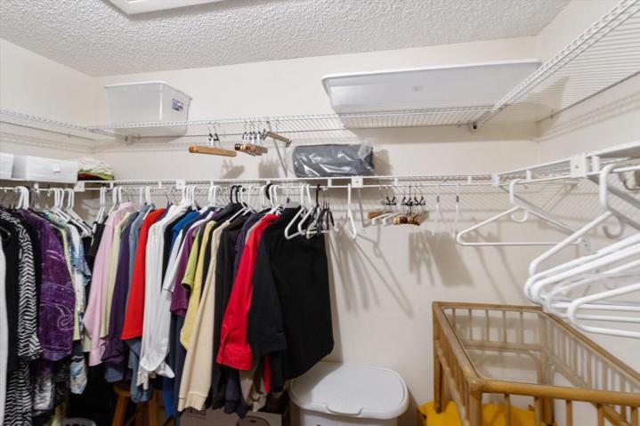Walk In Closet