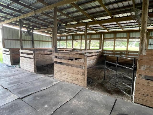10 Stalls