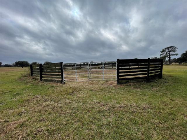 Round Pen