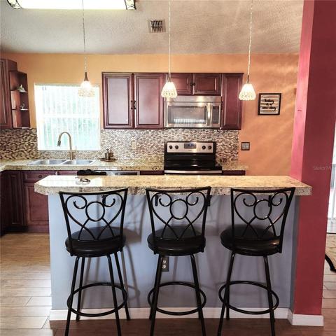 Kitchen Breakfast Bar