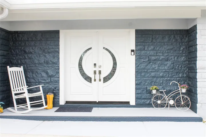 Front Door pt