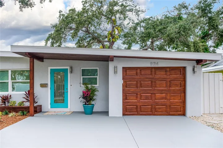 Mid Century modern lines and woodwork