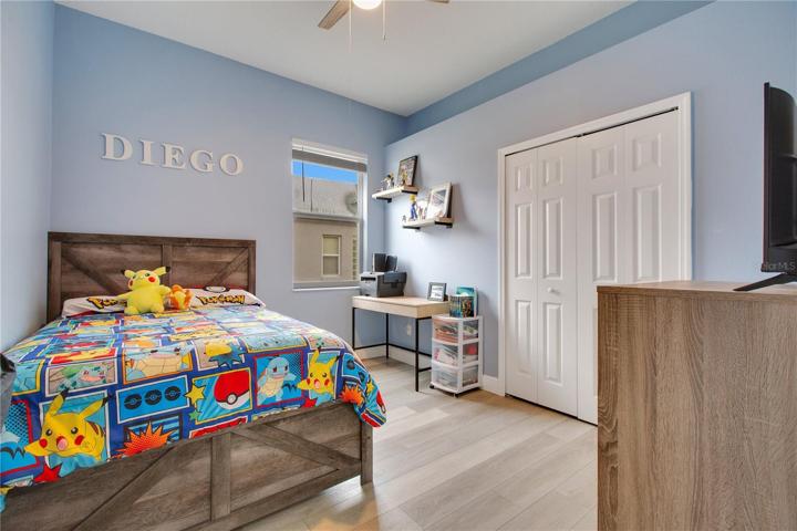 2nd bedroom