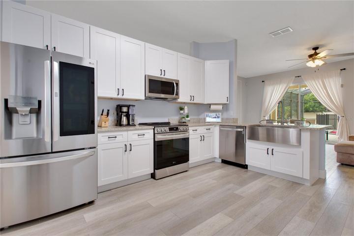Kitchen w/stainless steel appliances