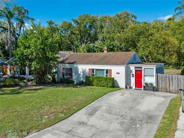 Welcome to 147 E Esther Street