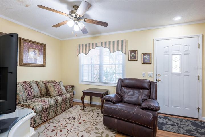 in-law suite living area