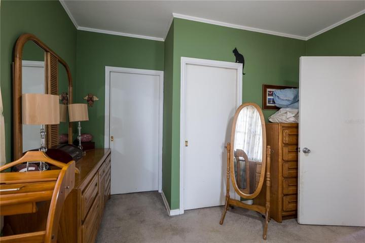 Master bedroom upstairs with two closets, and one is a large walk-in. Also, en-suite.