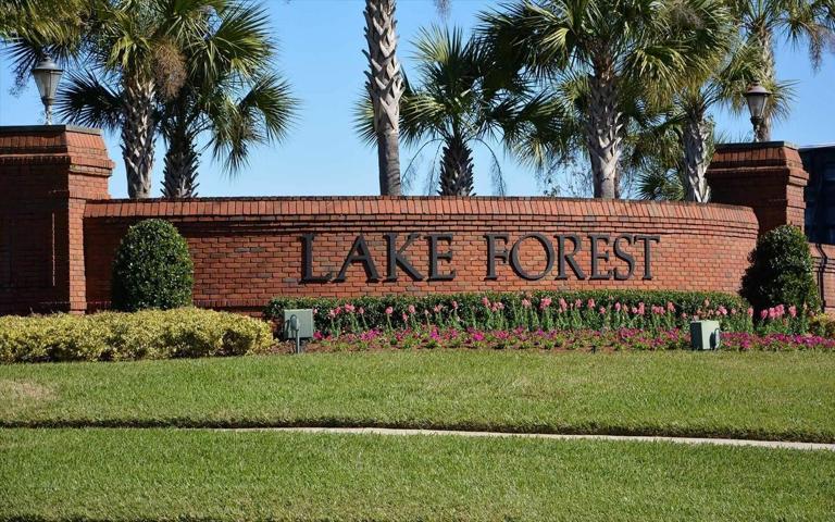 Front Entrance for Lake Forest