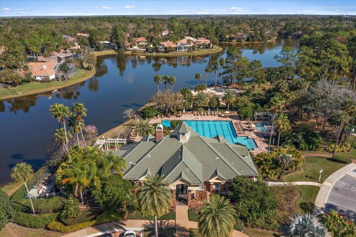Lake Forest Clubhouse