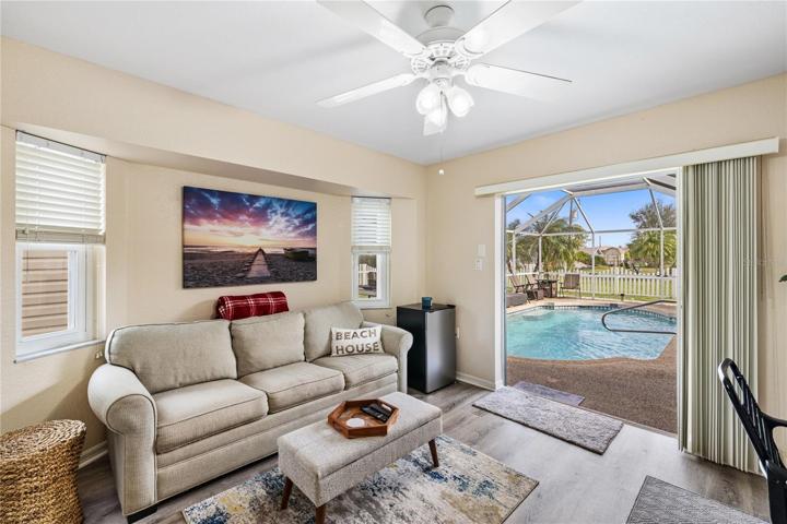 Guest Living Room / 3rd Bedroom - Entry to Lanai