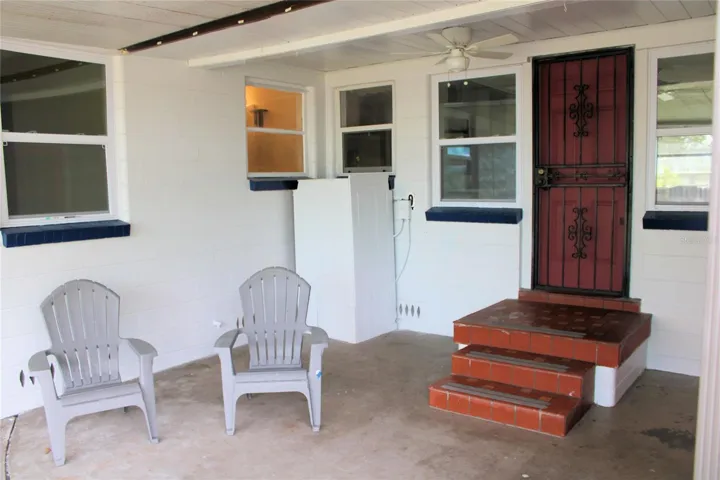 Screened patio
