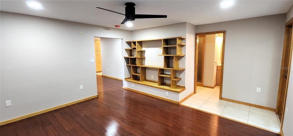 MIL Living Room