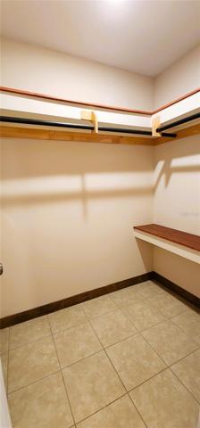 Guest Bedroom 1 Closet