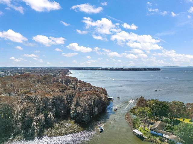 Ariel view of lake Harris