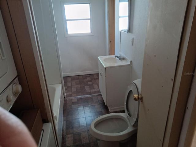4085 bath