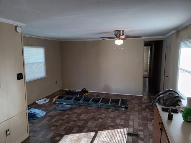4085 living room