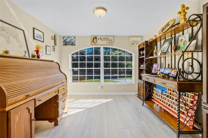 Dining/Bonus room
