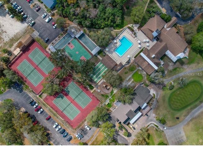 BEACON WOODS TENNIS COURTS