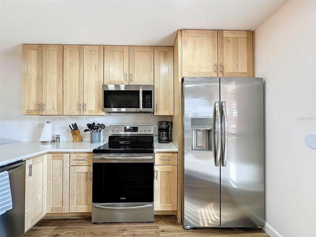 STAINLESS STEEL APPLIANCES