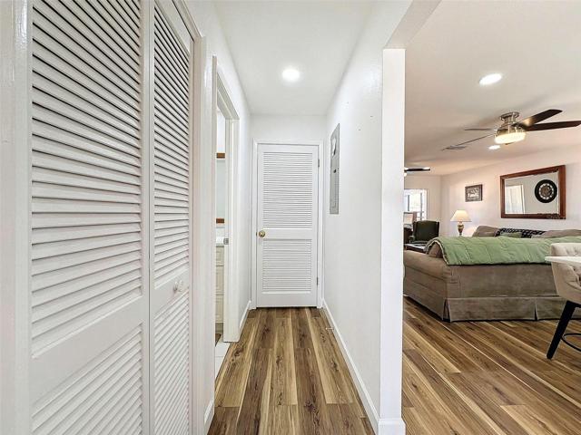 FRONT HALLWAY