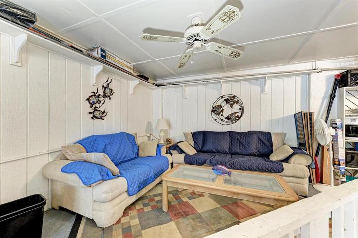 Ground level Sitting area