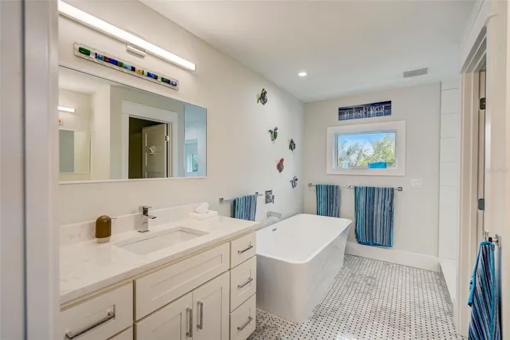 Luxury bath