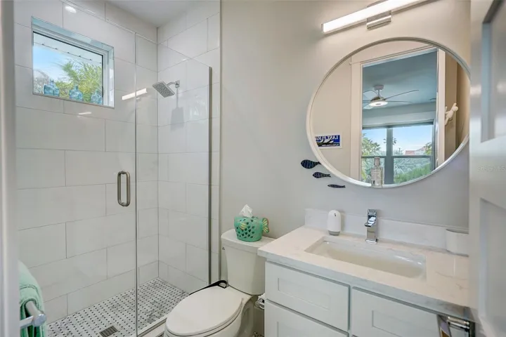 full bedroom  suite