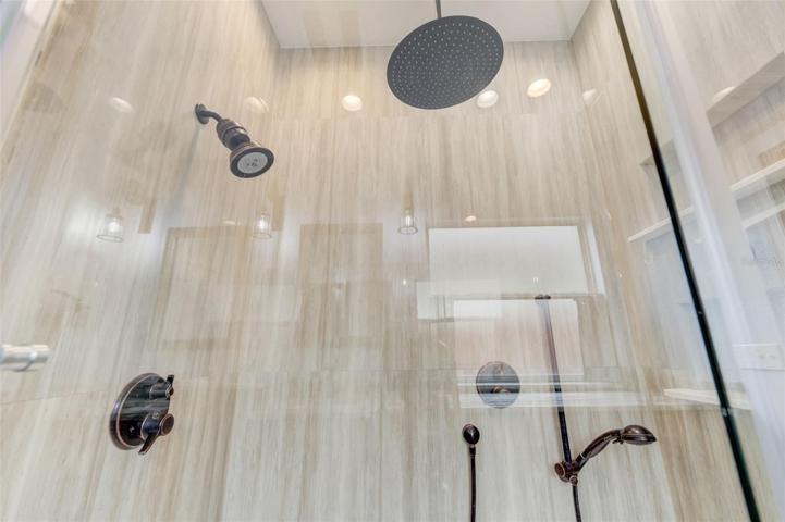 Rainshower Head & Body Spray