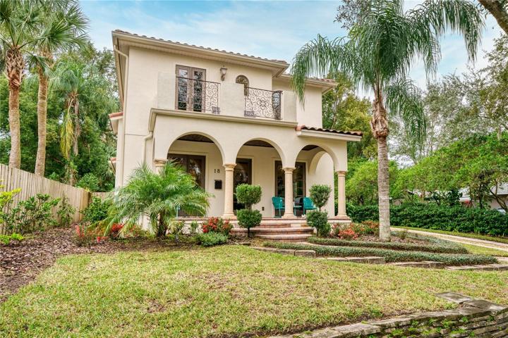 Stunning and stylish Mediterranean abode in Lake Lawsona Historic District