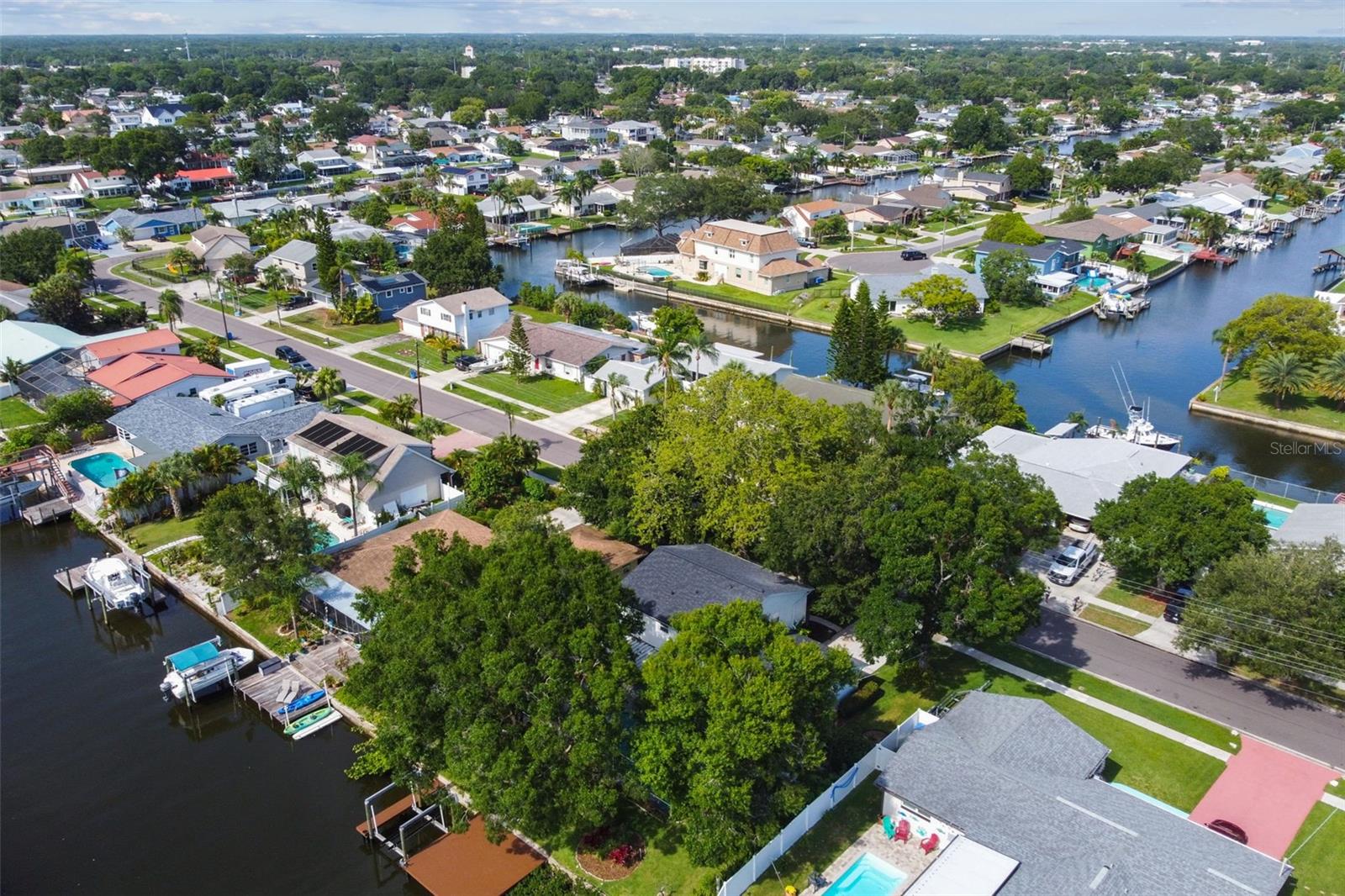 Tampa, Florida 33615, 4 Bedrooms Bedrooms, 0 ,3 BathroomsBathrooms,Residential Lease,For Rent,0,L4941795