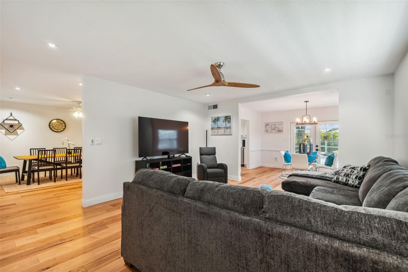 Tampa, Florida 33615, 4 Bedrooms Bedrooms, 0 ,3 BathroomsBathrooms,Residential Lease,For Rent,0,L4941795