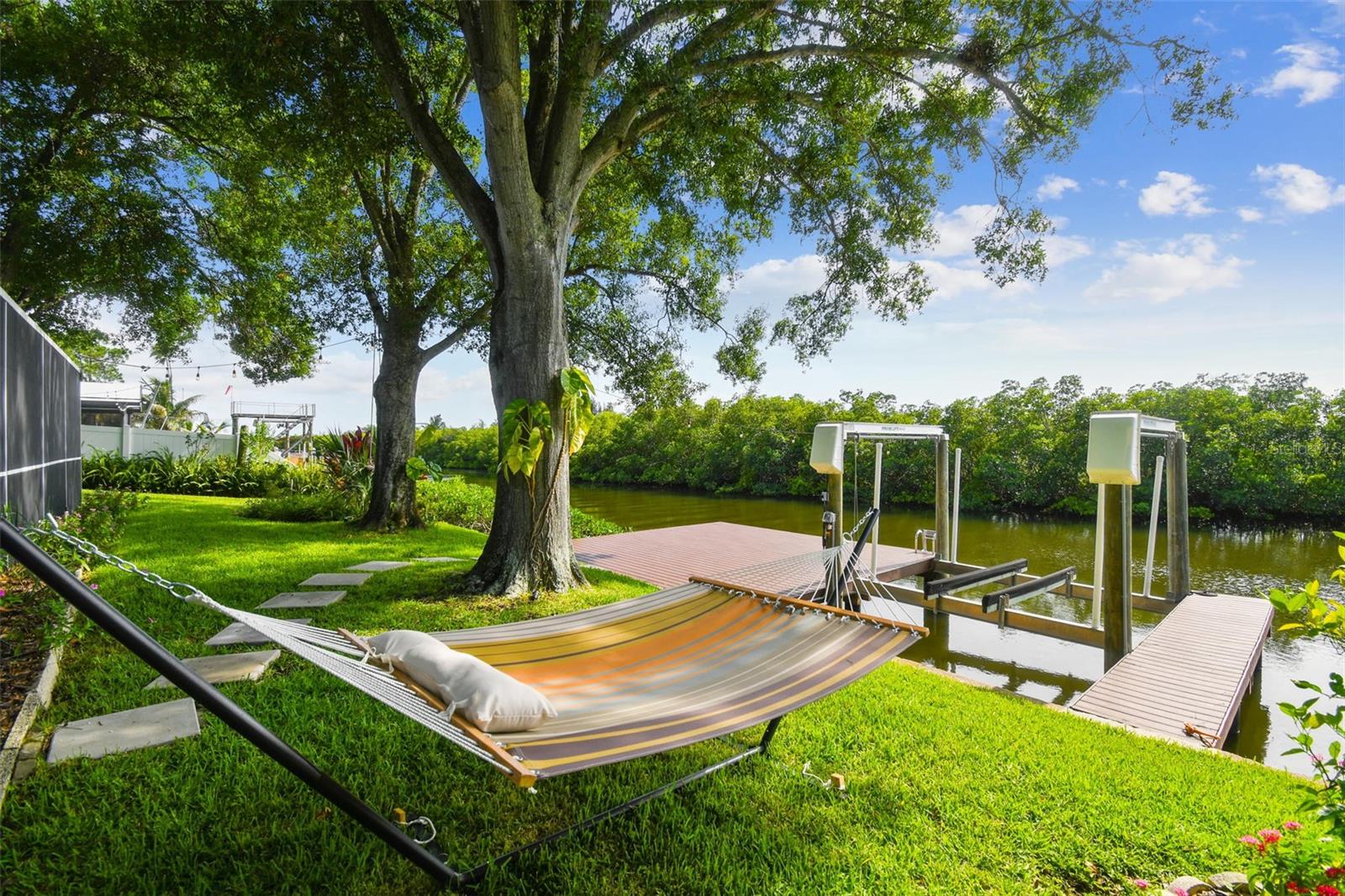 Tampa, Florida 33615, 4 Bedrooms Bedrooms, 0 ,3 BathroomsBathrooms,Residential Lease,For Rent,0,L4941795