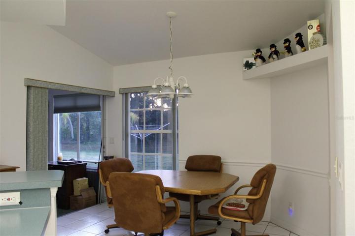 Eat in kitchen area
