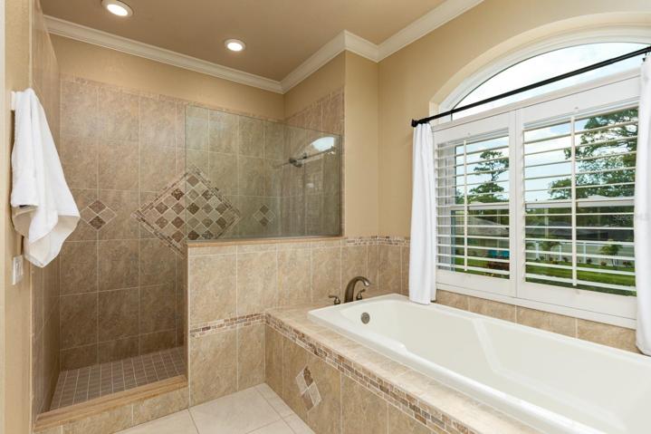 Primary bath, tub and Shower
