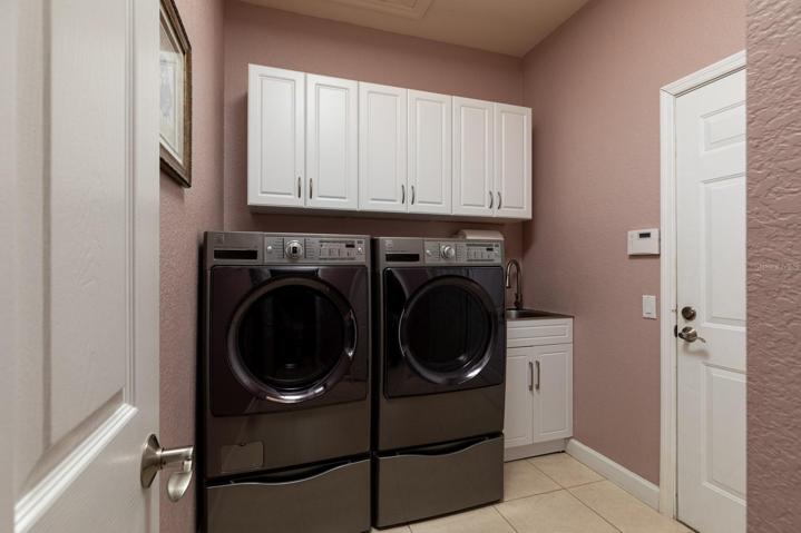 Laundry Room with upscale Washer and Dryer