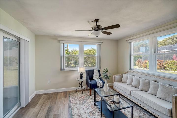This Den can be converted to a 3 bedroom