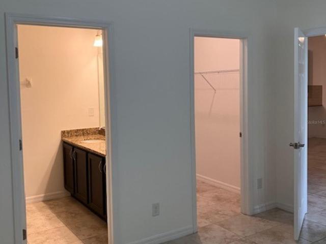 Main Bedroom entrance to Bathroom & Walk-in Closet