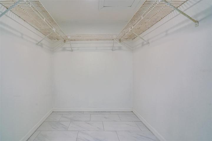 MASTER BEDROOM WALK IN CLOSET