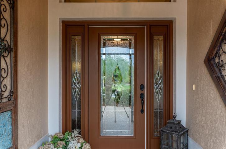 Screened Front Entry
