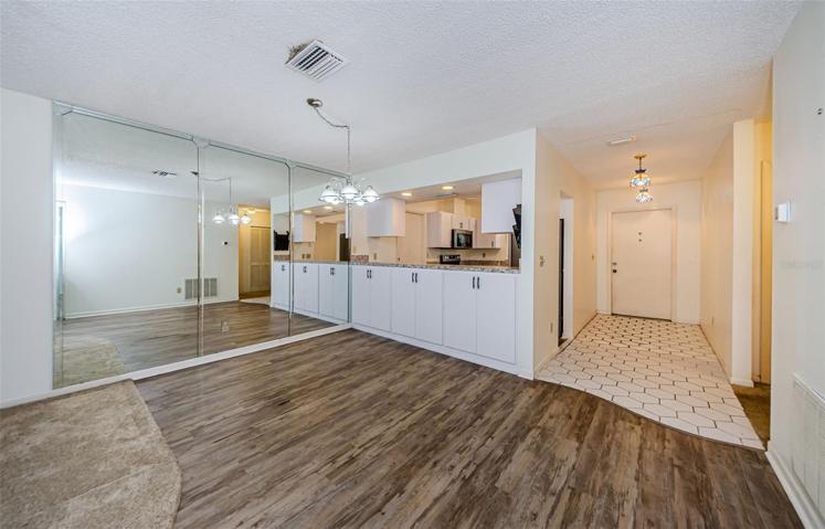 2 Bedroom 2 Bath Tarpon Woods