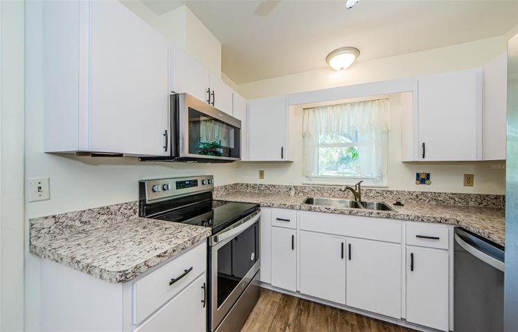 2 Bedroom 2 Bath Tarpon Woods