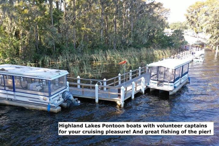 Community Pontoon Boats