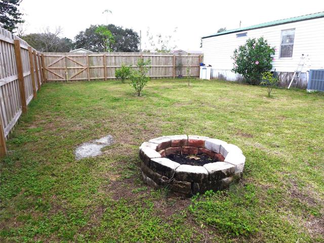 Backyard Firepit