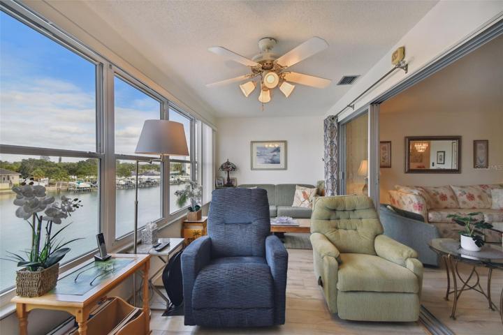 Florida Rm overlooking water